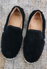 Ugg Australia Women's Ricci Sneakers Slip On Black Furry Fuzzy Shoes Size 8.5