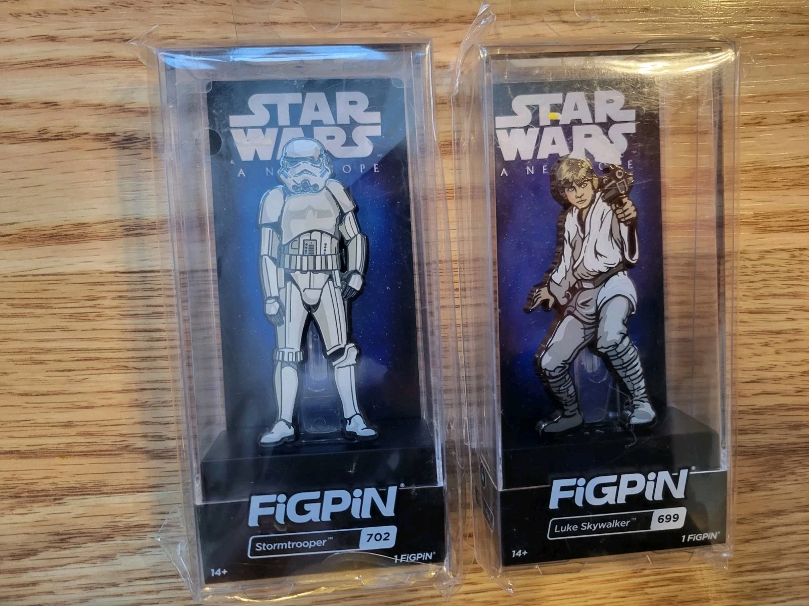 NEW FiGPiN Star Wars A New Hope - Luke Skywalker #699 & Stormtrooper #702