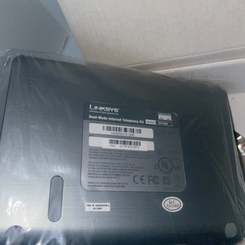 Linksys Cordless Dual Mode Internet Telephony Kit With Skype Model CIT400 - Image 4 of 4