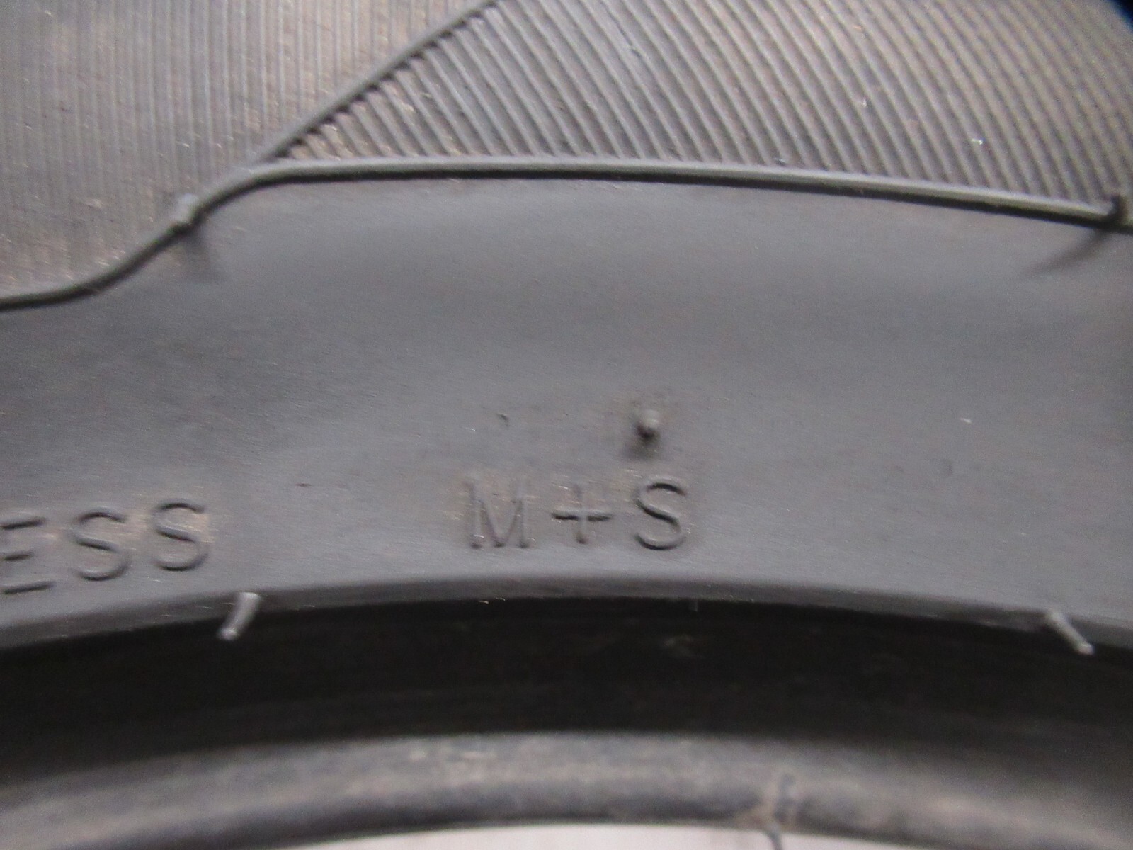 X2 225 45 17 225/45R17 XL M+S 94W HI FLY HF805 CHALLENGER TYRES*6.1MM