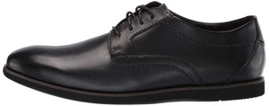mena bloom clarks