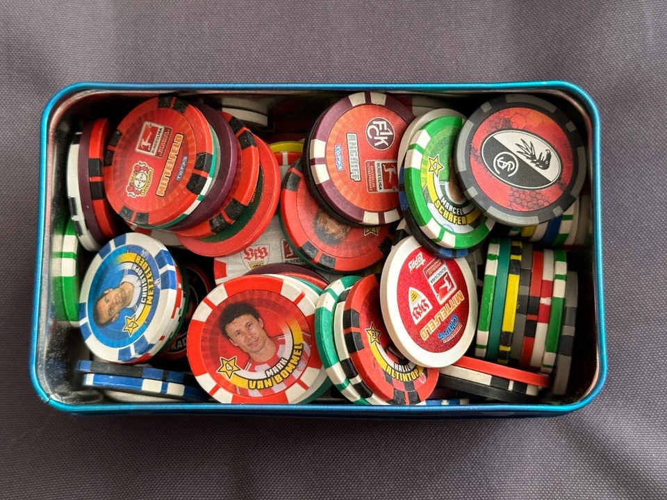 Konvolut Topps Fußball Bundesliga Chipz verschiedene Vereine + Bundesliga Chips - Bild 2 von 3