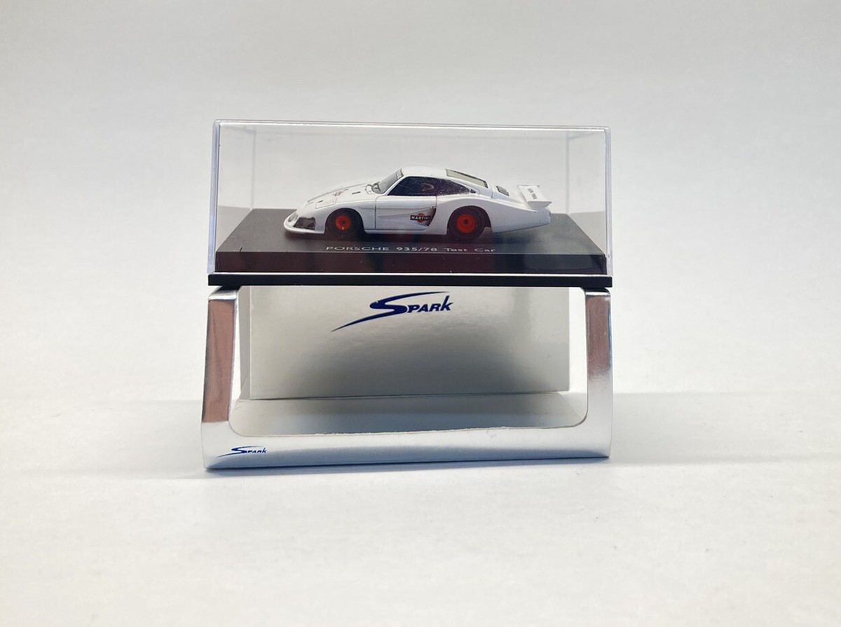 Spark 1/87 Porsche 935/78 Test Car Miniature Model Martini White