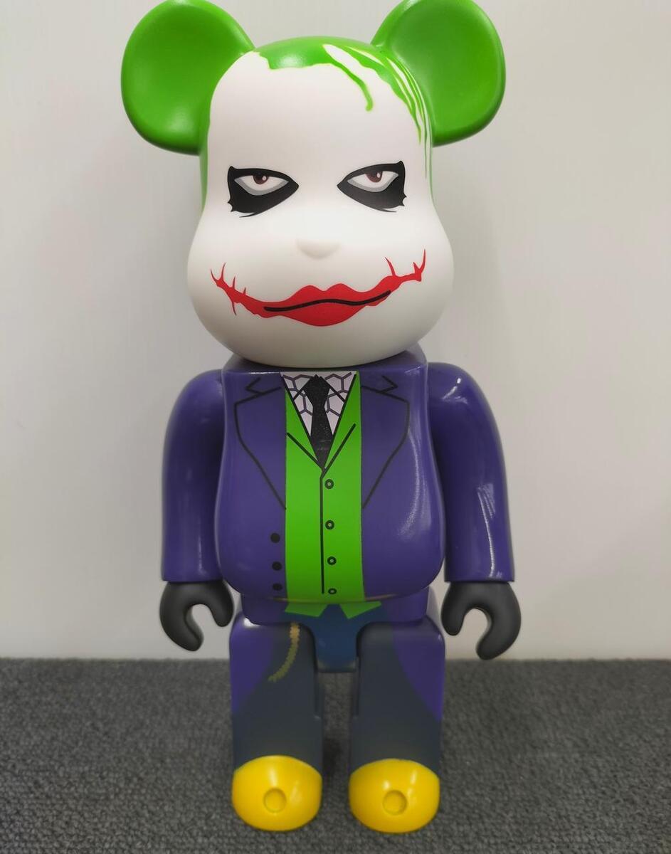 The Joker 400% Bearbrick Figure TDK Dark Knight DC Medicom The Joker 400% Bearbrick Figure TDK Dark Knight DC Medicom