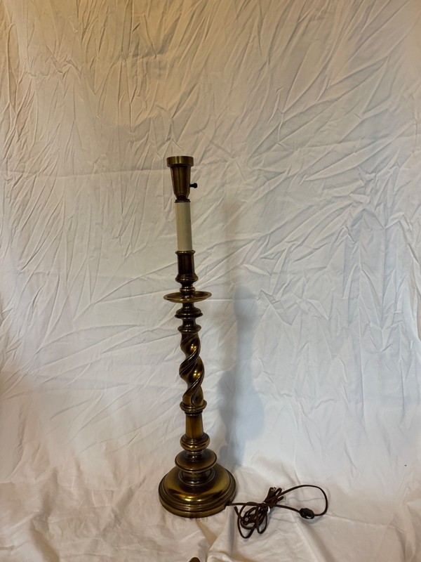Vintage Brass Barley Twist Table Lamp