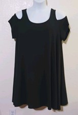 TORRID*Black Dress*Size 2(2X)*Short Slv*Cold Shoulder*Scoop Neck*37" Lg*Wide Hem
