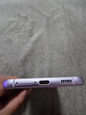 Samsung Gelexy S 21 FE 5 GB Lila Gebraucht