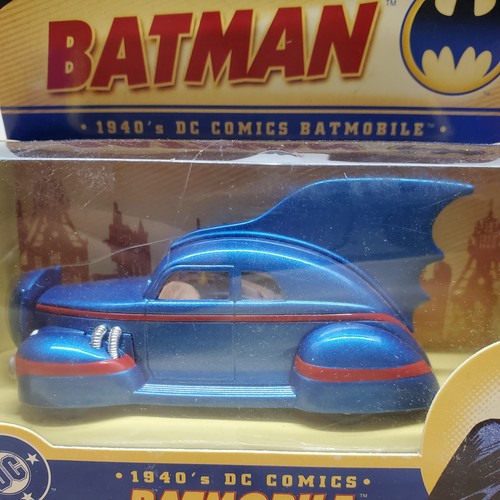 Batman 1940's DC Comics Batmobile 1:43rd Scale Die-Cast Vehicle 2005 Corgi Blue - Picture 5 of 8