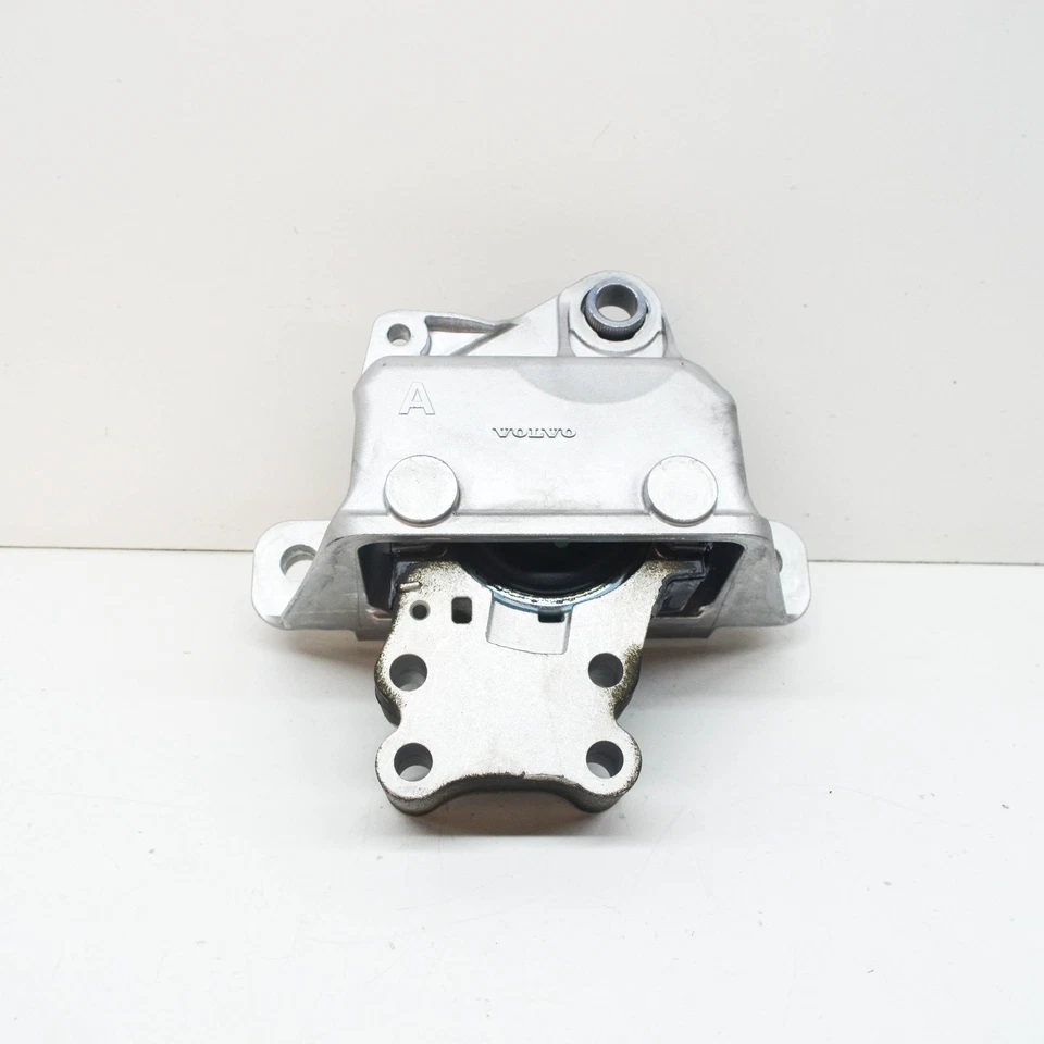 VOLVO XC40 Right Side Engine Mount 32298324 NEW GENUINE - Image 4 of 4