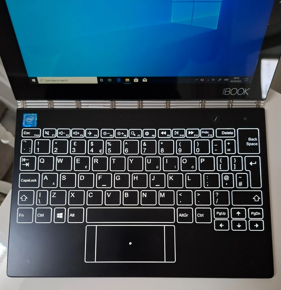 Lenovo Yoga Book YB1-X91F with Stylus Pen - Excellent condition / hardly used - Image 4 of 4