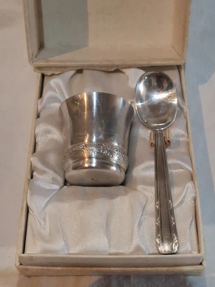 Ancien coquetier métal argenté époque 1930 poinçon orfèvre WG Made In France - Photo 2/4