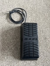 ZOOM Expression Pedal FP02 Pre-owned From Japan