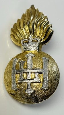 Repro Royal Highland Fusiliers Cap Badge Staybrite RHF Flame Grenade QC
