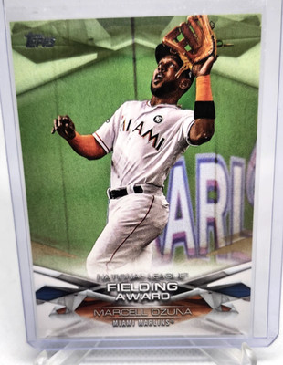 2018 Topps - Mlb Awards Marcell Ozuna #MLBA-43 Gold /50