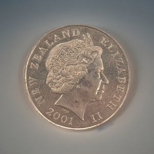 NEW ZEALAND - 50 Cents - Elizabeth II 2001 