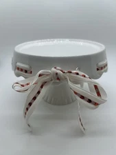 Harry & David Cup Cake/Riser Stand 6”x4”