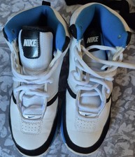 Nike Trainers Size 4