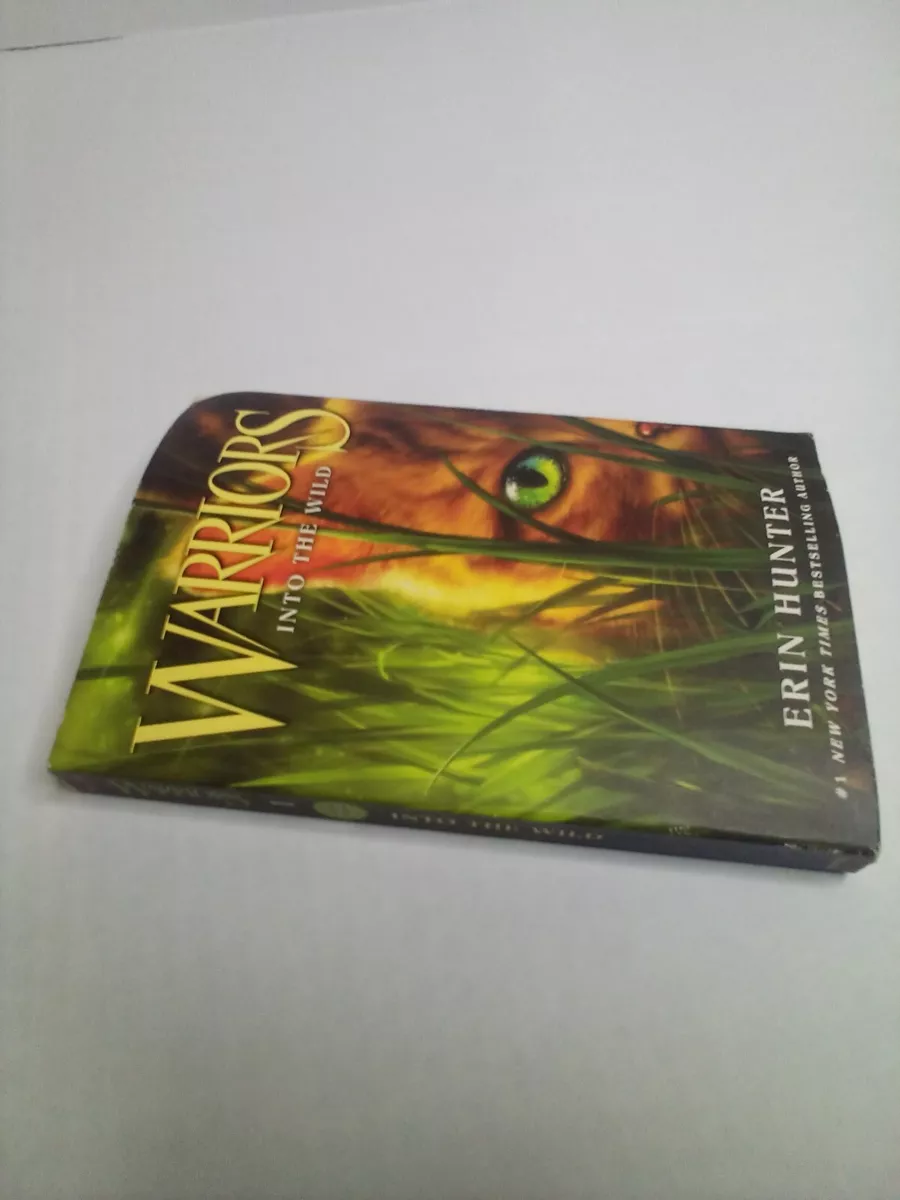 Into the Wild by Erin Hunter, Paperback