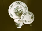 WEDGWOOD GREEN LEAF 3 piece LUNCHEON Set - Mint Condition