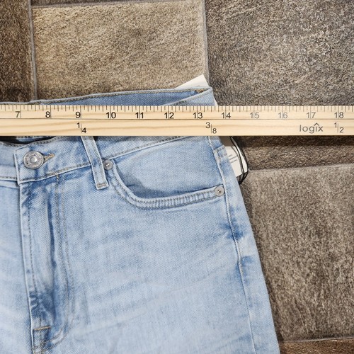 Pantalones de mezclilla Seven7 con dobladillo crudo tiro medio lavado claro talla 27 nuevos con etiquetas - Imagen 8 de 11