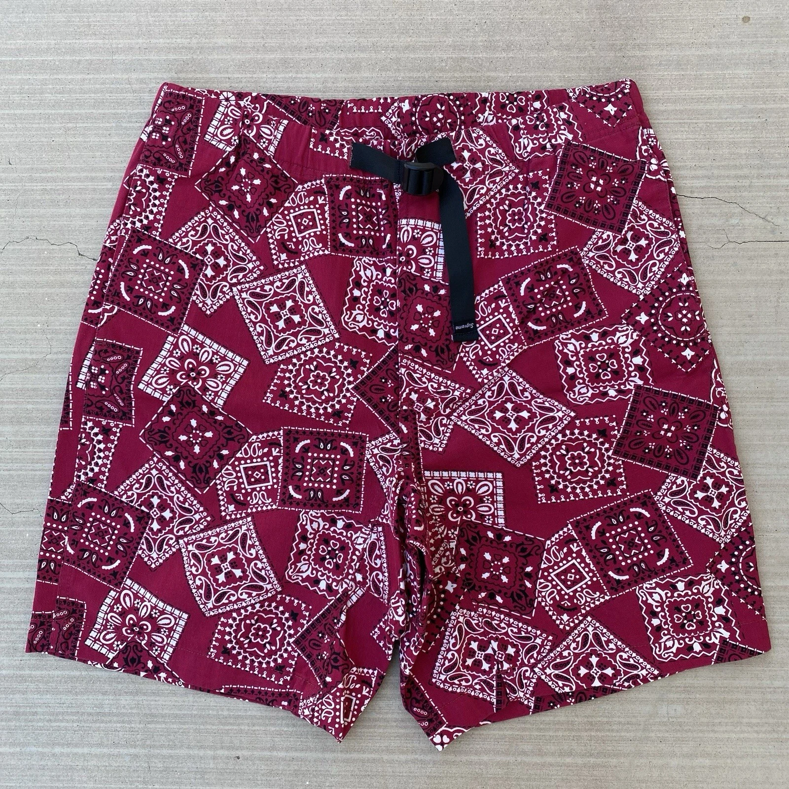 Short bandana ceinturé suprême rouge 2015