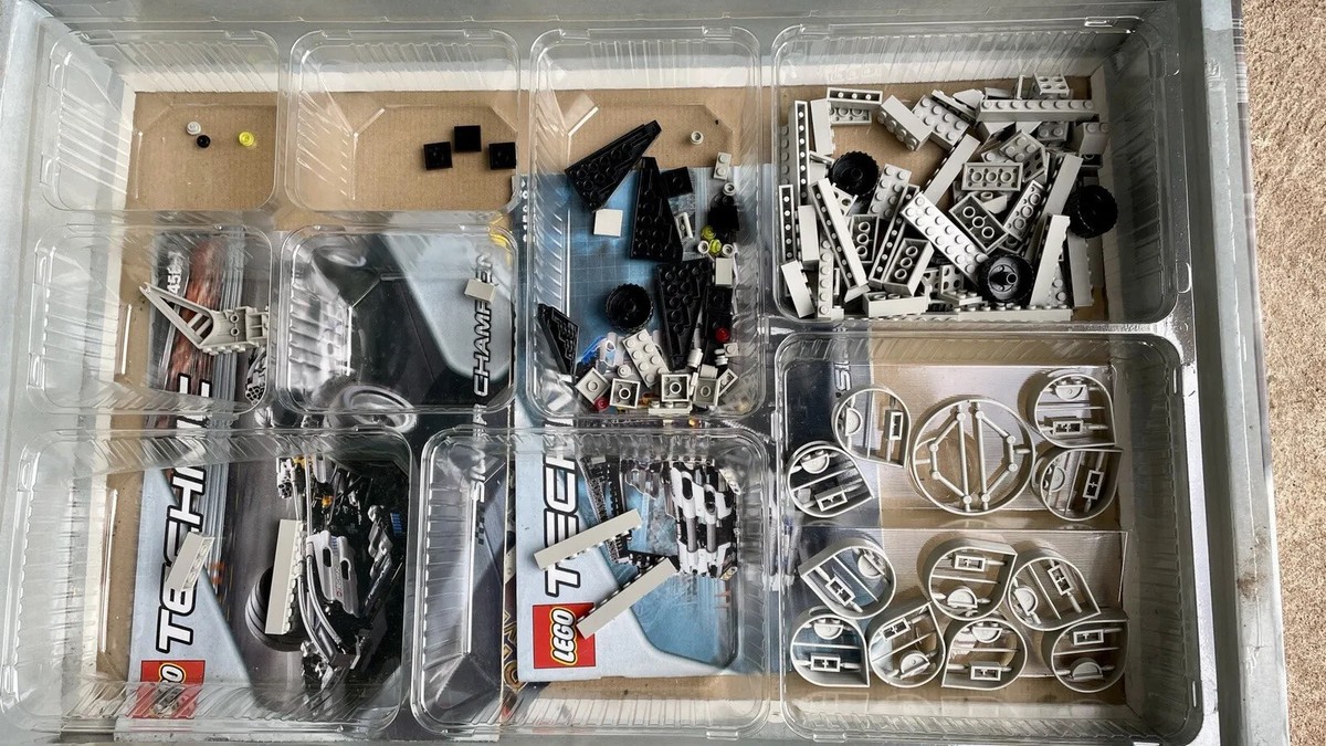 Vintage Lego Technic F1 Car Silver Champion Technic Number: 8458