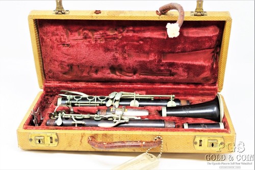 Le Blanc Normandy Clarinet in Case for Restoration or Parts 23442