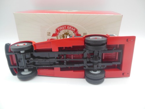 Scarce First Gear 19-3368 1951 Ford Pumper KFA Kentunky Firefighters Assc. 1:34 - Picture 7 of 13