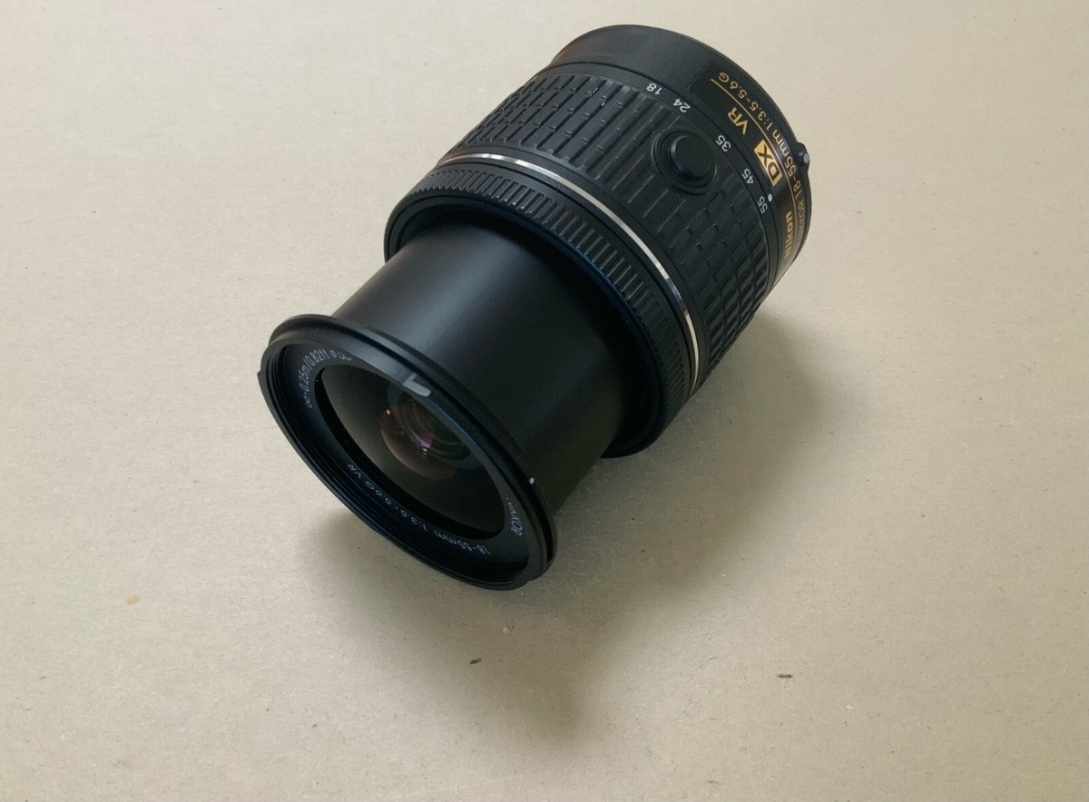 Nikon D5600 + Nikon AF-P DX NIKKOR 18-55mm VR + Nikon AF-S DX