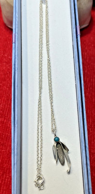 Vintage NAI Zuni Sterling Silver .925 Corn wHusks & Turquoise Stone 1''L Necklace