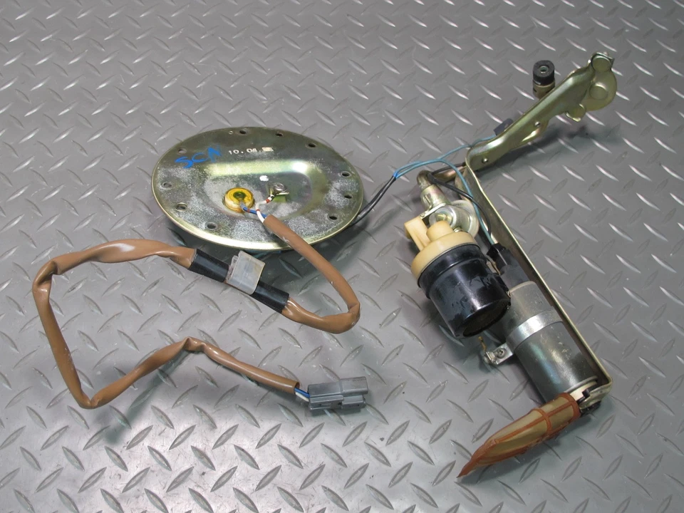 97-00 LEXUS JZZ31L SC400 SC300 BOMBA DE COMBUSTIBLE SENSOR DE NIVEL UNIDAD DE ENVÍO CONJUNTO OEM Foto 3 de 4