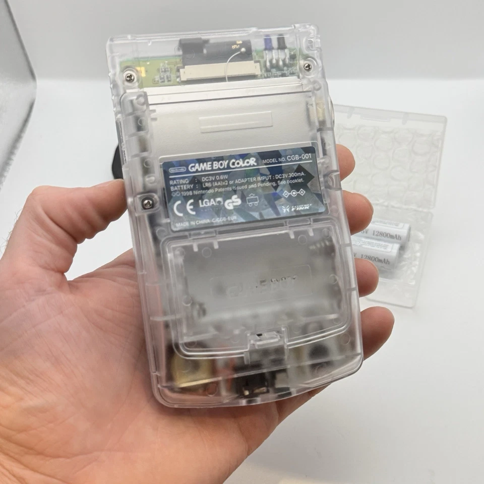NINTENDO GAME BOY COLOR - IPS V3 - TRASPARENTE + STAND + 2 BATTERIE USB-c - Immagine 2 di 4