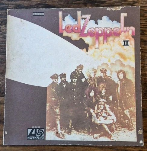 LED ZEPPELIN - II Vinyl.  Atlantic Records SD 8236.    1969 Pressing