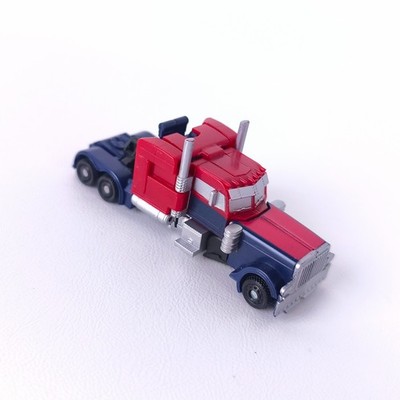 Transformers Optimus Prime Battle Steel DOTM Cyberverse Commander Class