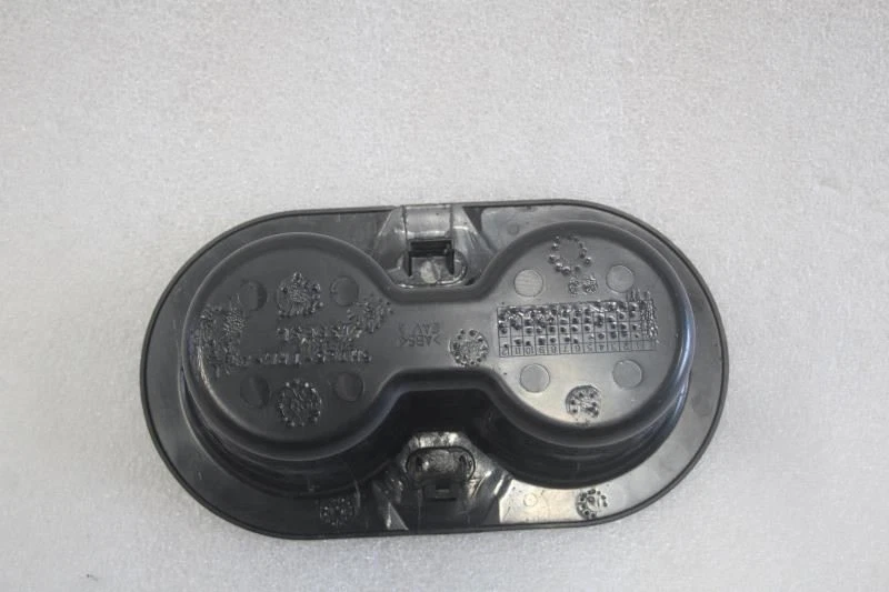 RAM 1500 2013 2014 2015 2016 2017 2018 CONSOLA TRASERA PORTAVASOS Foto 3 de 4