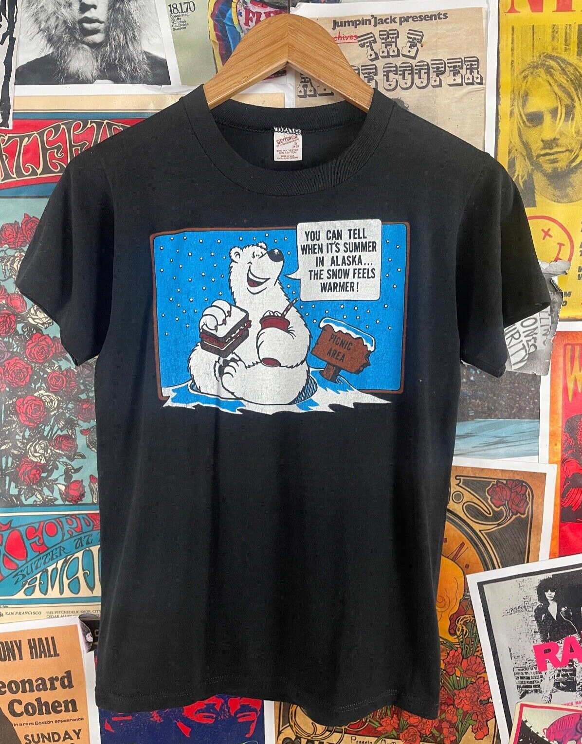 Vintage 80s Alaska Polar Graphic Single Stitch T-Shirt Retro Souvenir Tee