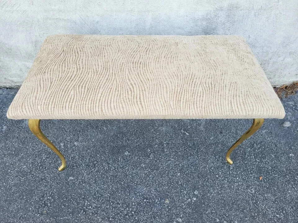 Vintage 1940s Window Bench with Elegant Bronze Feet - Classic Mid-Century Design - Image 3 of 4