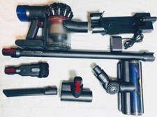 Dyson V7 Animal Cord-Free Stick Vacuum Iron