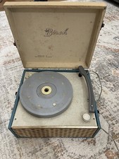 Vintage Birch Record Player Suitcase   Motor Runs   Does Not Spin