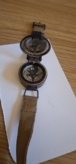 Vintage Military Issue WW2 Compass