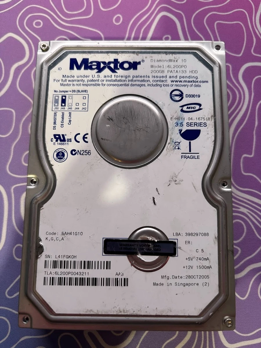 The Maxtor DiamondMax 10 250GB is a hard disk drive (HDD) featuring