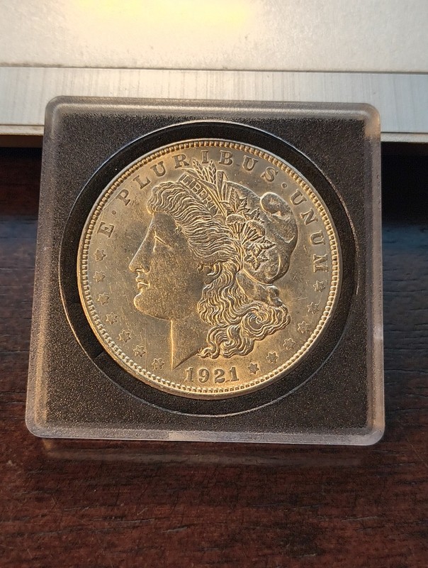 1921 d  morgan silver dollar - 0.9 silver - brilliant uncirculated