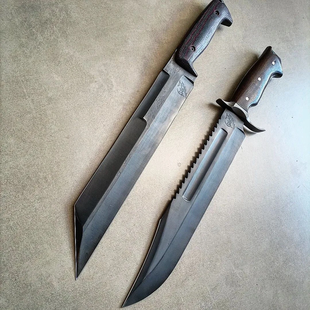 FIF HANDMADE CARBON STEEL PAIR OF FIGHTERS SURVIVAL BOWIES WITH LEATHER SHEATHS