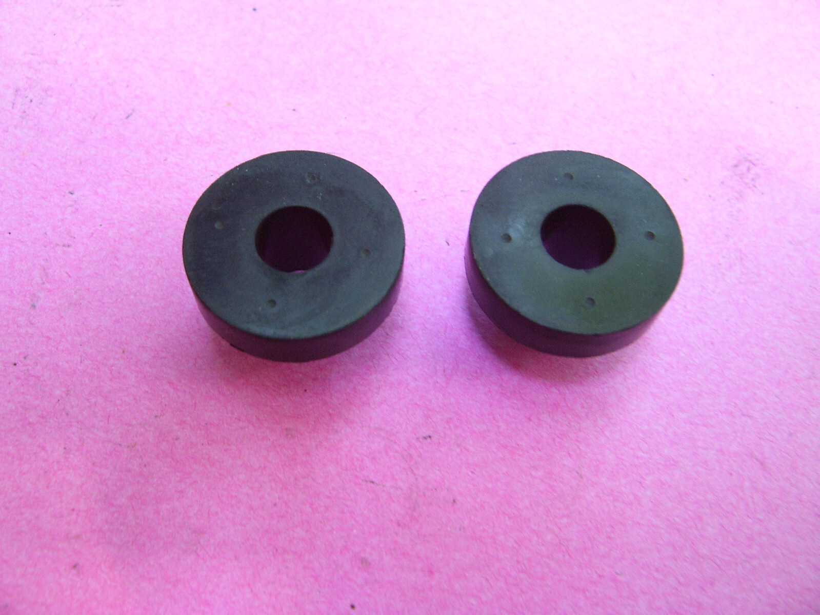 NEW 2 PACK Fuel Gas Tank Bushing Grommet For AYP Husqvarna Simplicity