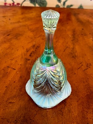 フェントン Sea Mist Green イリデセントホブネイル ハンドベル Vintage Antique Fenton Signed Opalescent Green Sea Mist Bell | eBay