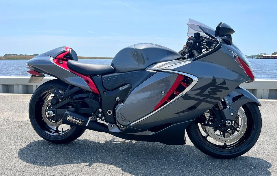 Silenciador Brock's Alien Head 2 Sistema Completo Negro 14" Suzuki Hayabusa (99-24) Foto 2 de 4