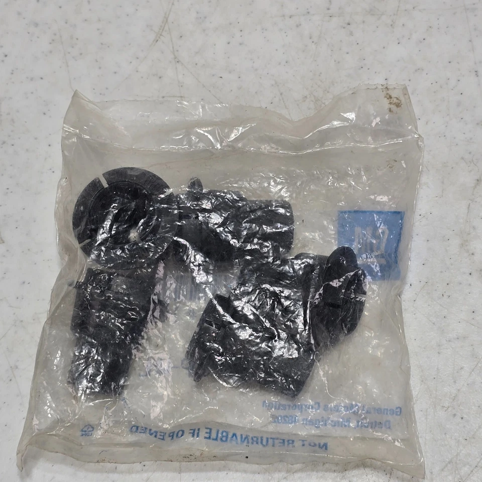 Tapas de tuercas de rueda GM OEM NOS 10243306 5x Oldsmobile Cutlass 1995-1996 Foto 3 de 4