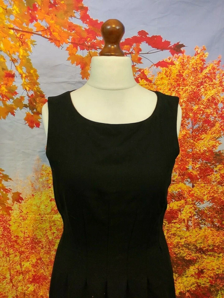 Hobbs black wool Shift Dress. UK women's size 10 - Image 4 of 4