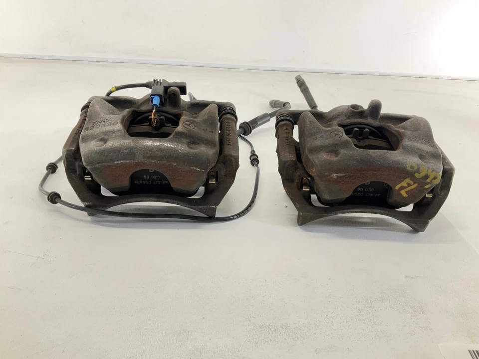 14-19 MERCEDES-BENZ CLA-Class CLA250 Front Left & Right Caliper Pair OEM CM - Image 4 of 4
