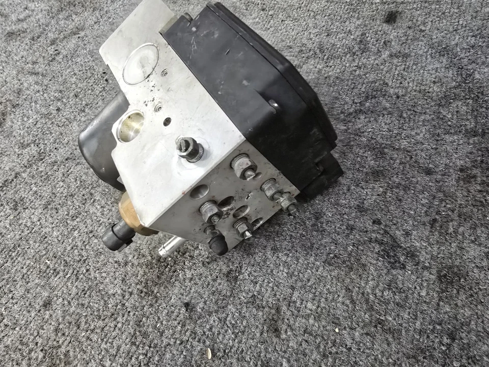 MÓDULO BOMBA ABS FRENO ANTIBLOQUEO FABRICANTE DE EQUIPOS ORIGINALES LEXUS 98-00 LS400 Foto 4 de 4